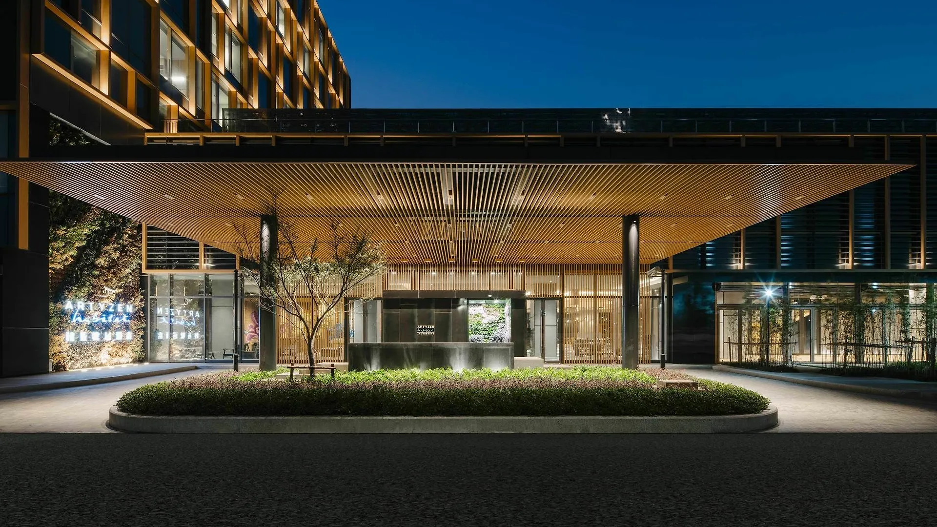 Artyzen Habitat Hongqiao Shanghai - Korean Street Hotel